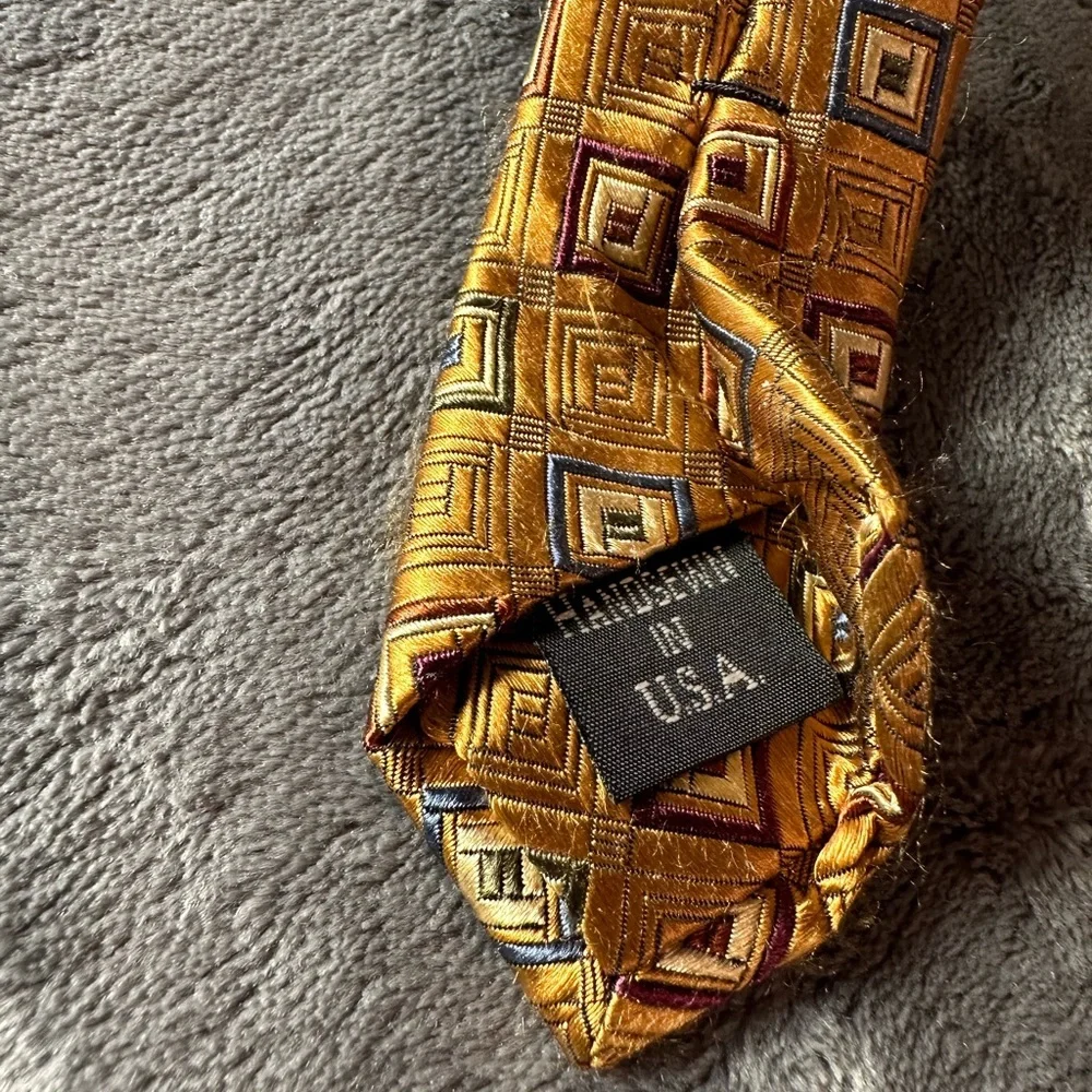Jos A Bank signature collection,‎ men’s tie